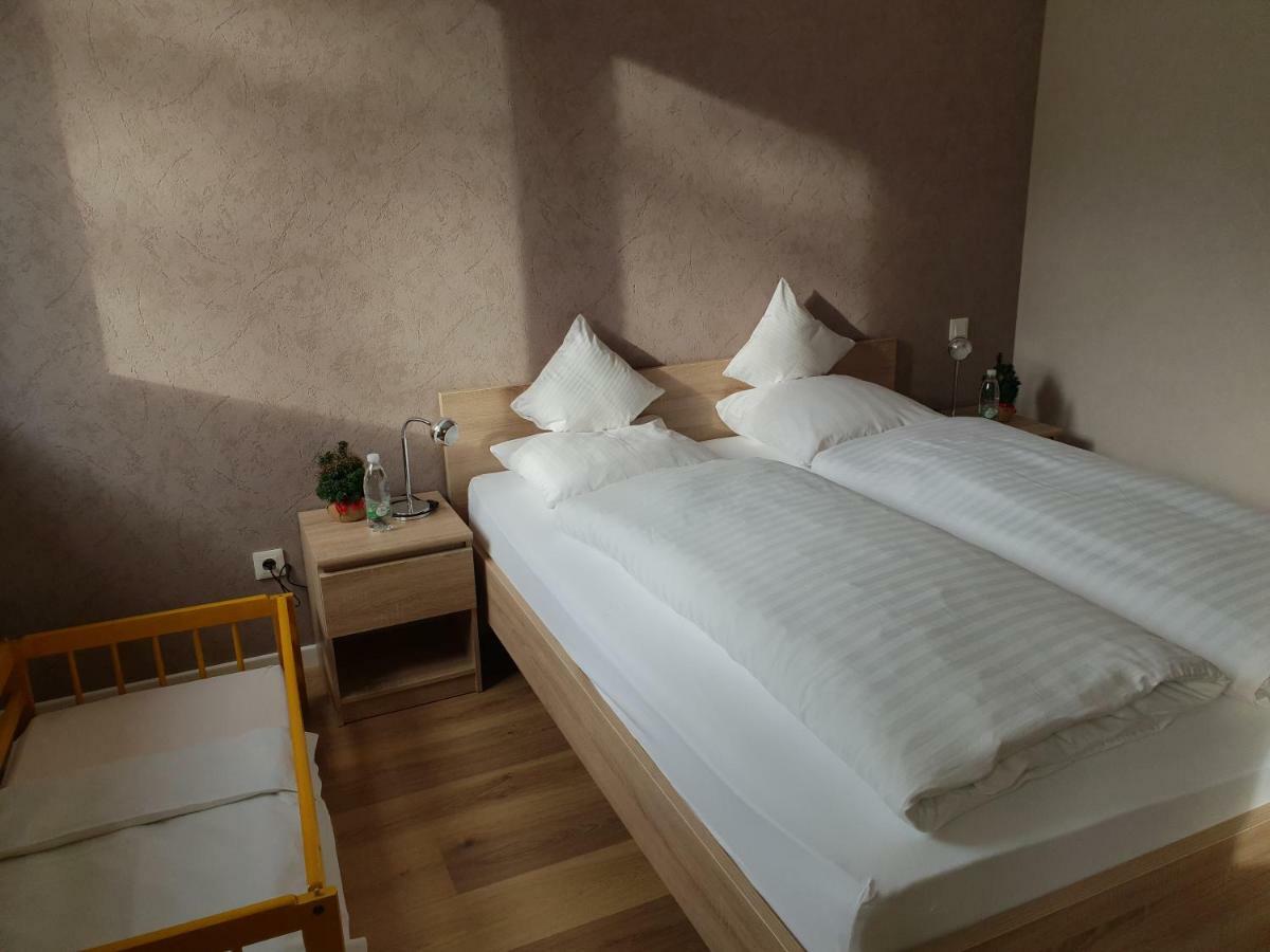Meubles Du 25 N2 F2 Rdc Appartement Niederbronn-les-Bains Buitenkant foto